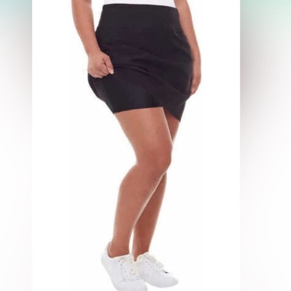 S.C. & CO. Dresses & Skirts - S.C. & CO. Black Skort (Skirt/Shorts) with Tunny Control, 18”